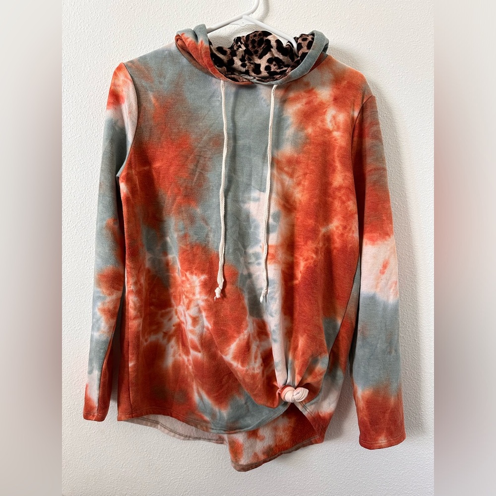 Reb. in J. 220 Tye-Dye Leopard Print Hoodie